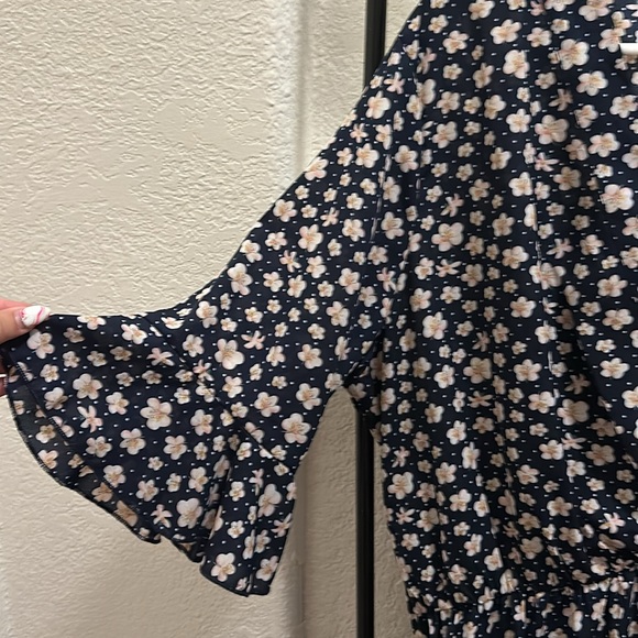 HP x 2 🎉 BOOHOO Midi Floral Dress - Picture 3 of 7